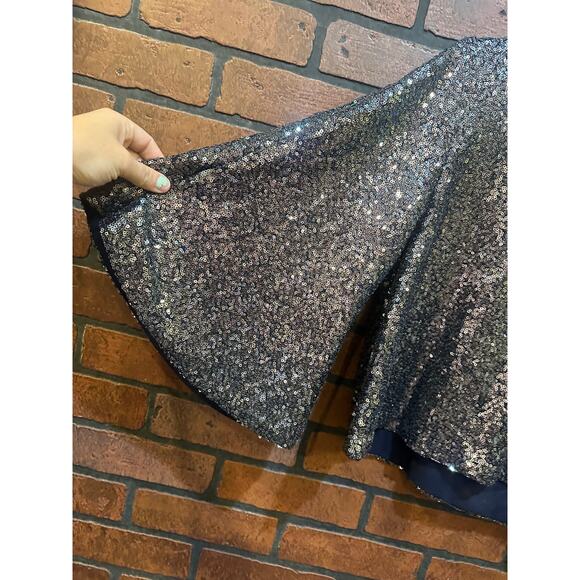 Lulus Captivate Navy Blue Sequin Bell Sleeve Crop Top Glamour Size Medium Party - Picture 2 of 11